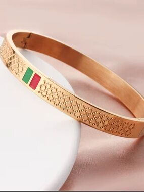 Gucci Gold Hinged Bangle Bracelet with Green and Red Accents